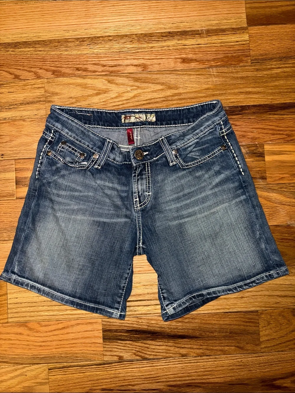 BKE Kate Denim Shorts size 27.